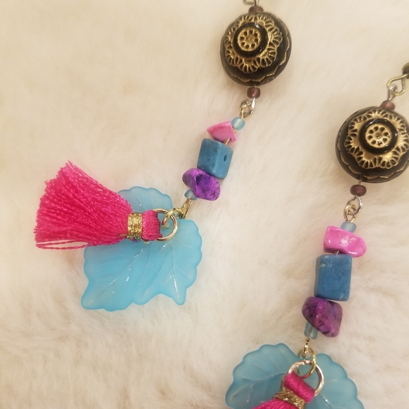 TEESAN MAKE A STATEMENT Japanese Style Dangling Earrings - Picture 1 of 4